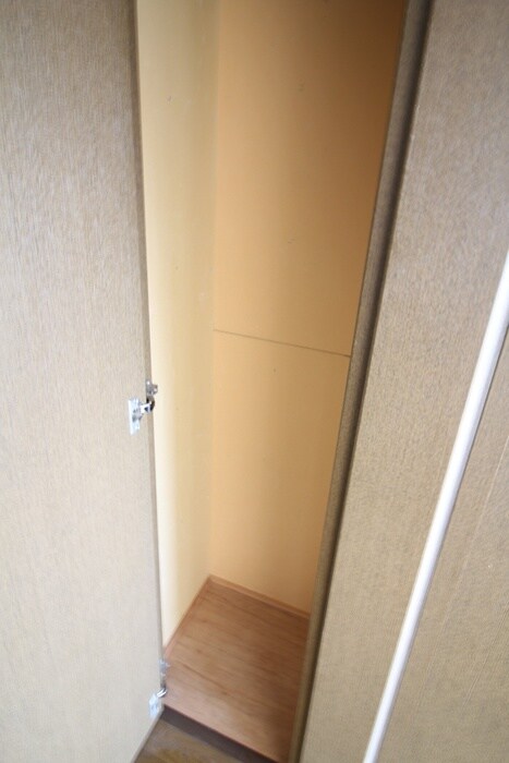 物件内観写真16　(収納)