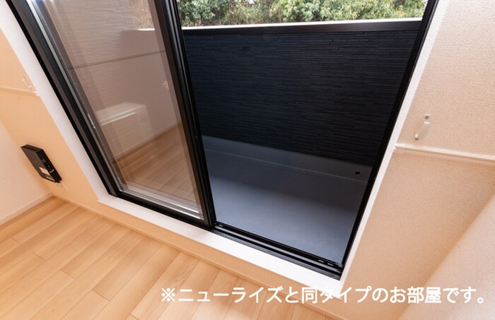 物件内観写真8　(ベランダ・バルコニー)