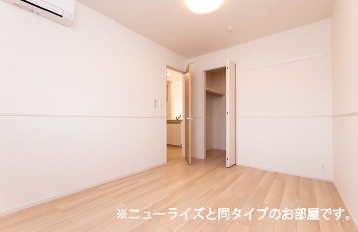 物件内観写真9　(居室)