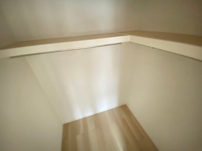 物件内観写真12　(収納)