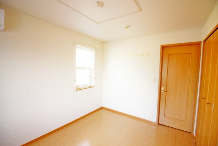 物件内観写真18　(居室)