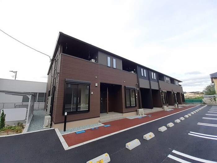 物件外観写真1　(外観写真)