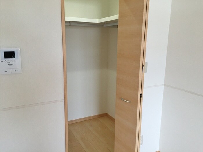 物件内観写真9　(収納)