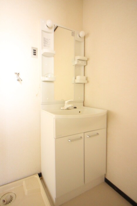 物件内観写真10　(洗面)