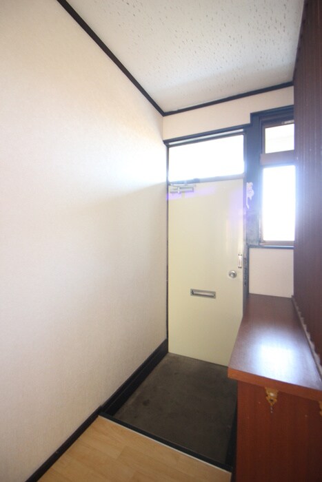 物件内観写真21　(廊下)