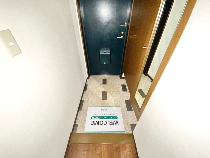 物件内観写真19　(玄関)