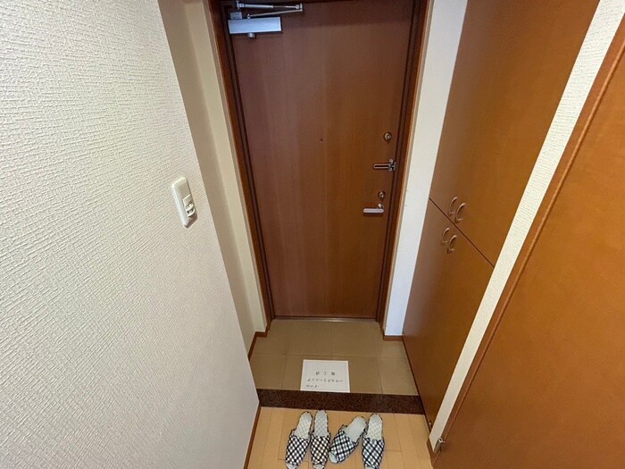 物件内観写真20　(玄関)