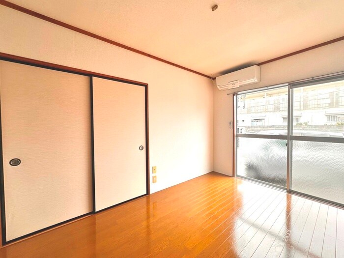 物件内観写真7　(居室)