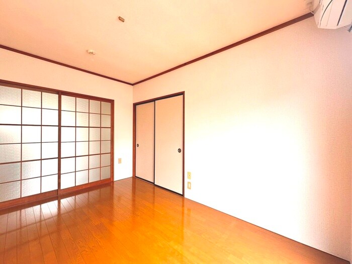 物件内観写真8　(居室)