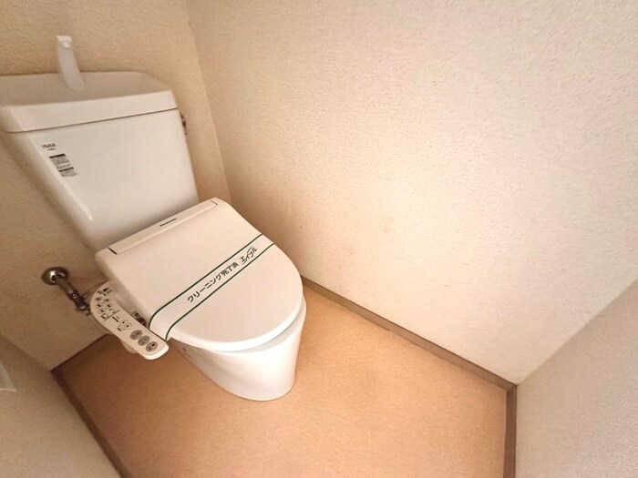 物件内観写真15　(トイレ)