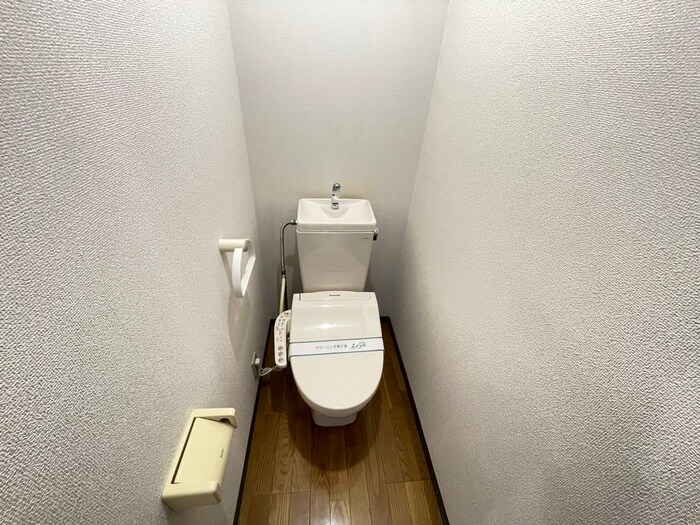 物件内観写真14　(トイレ)