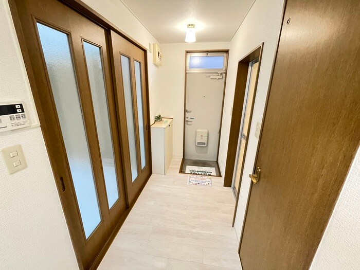 物件内観写真19　(廊下)
