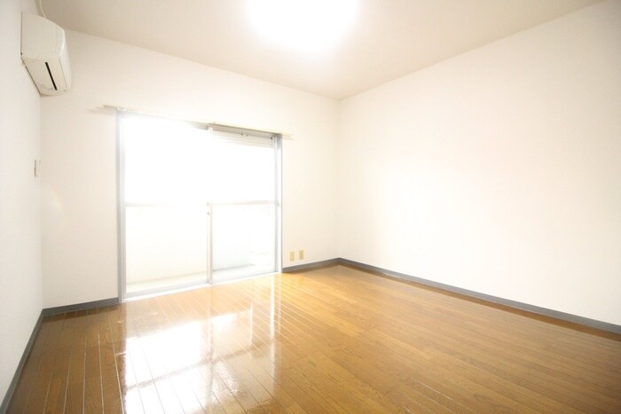 物件内観写真14　(居室)