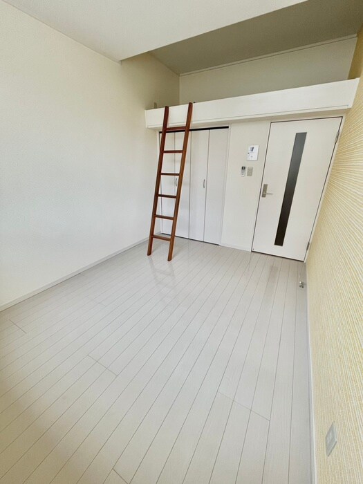 物件内観写真9　(居室)