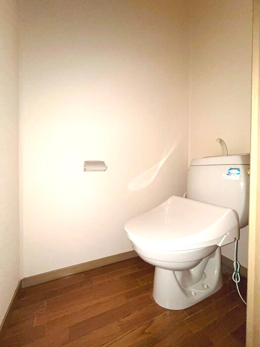 物件内観写真11　(トイレ)