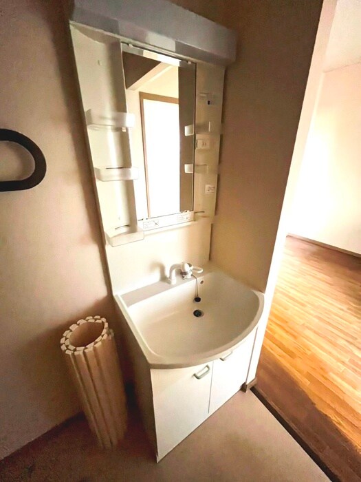 物件内観写真12　(洗面)