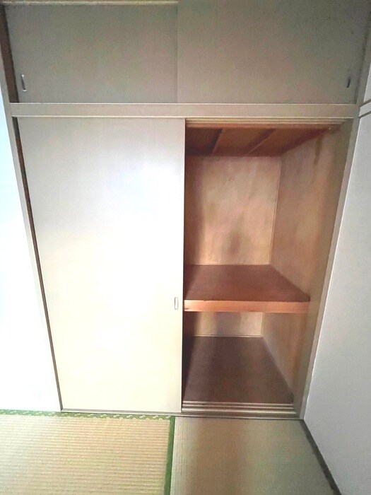 物件内観写真13　(収納)