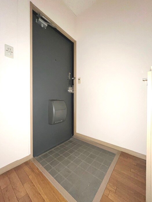 物件内観写真18　(廊下)