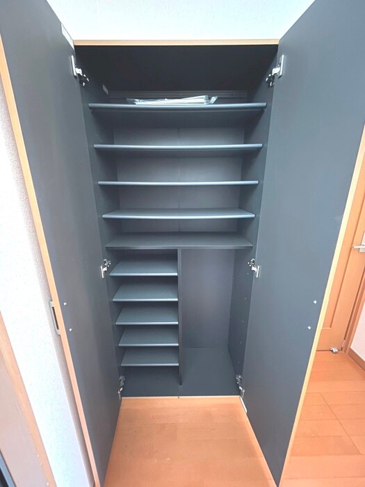 物件内観写真18　(靴箱)