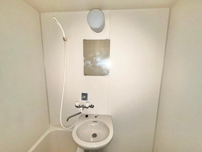 物件内観写真11　(洗面)