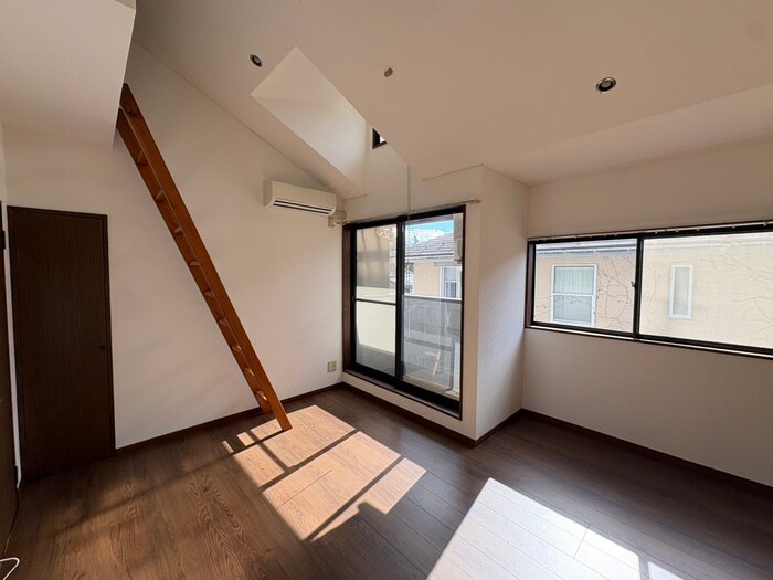 物件内観写真17　(居室)