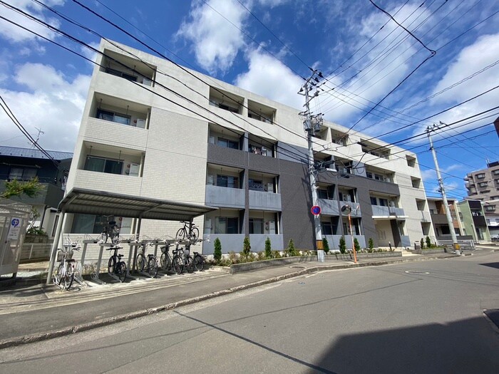 物件外観写真1　(外観写真)