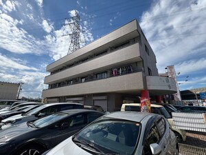 ミネイチビル外観写真