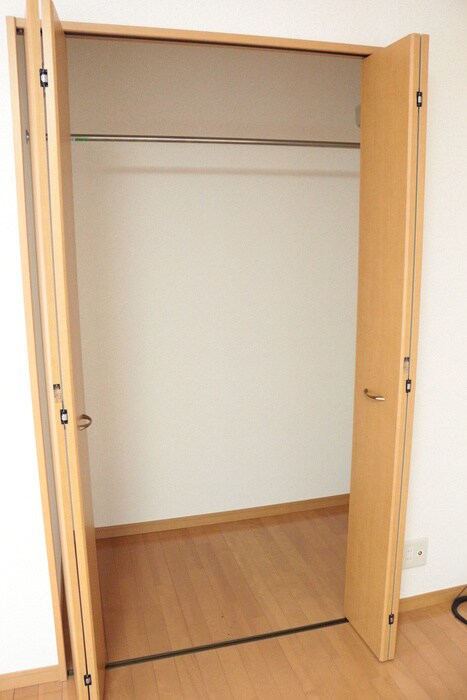 物件内観写真9　(収納)
