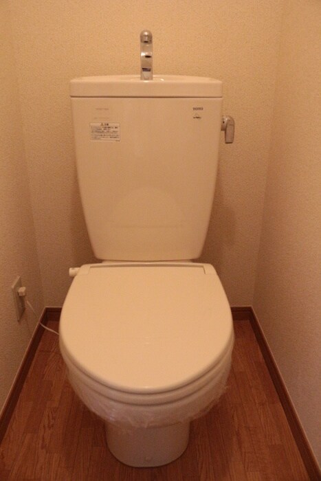 物件内観写真12　(トイレ)