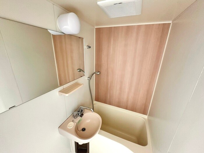 物件内観写真13　(バス／シャワールーム等)