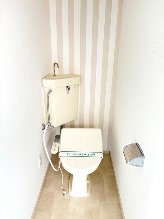 物件内観写真14　(トイレ)