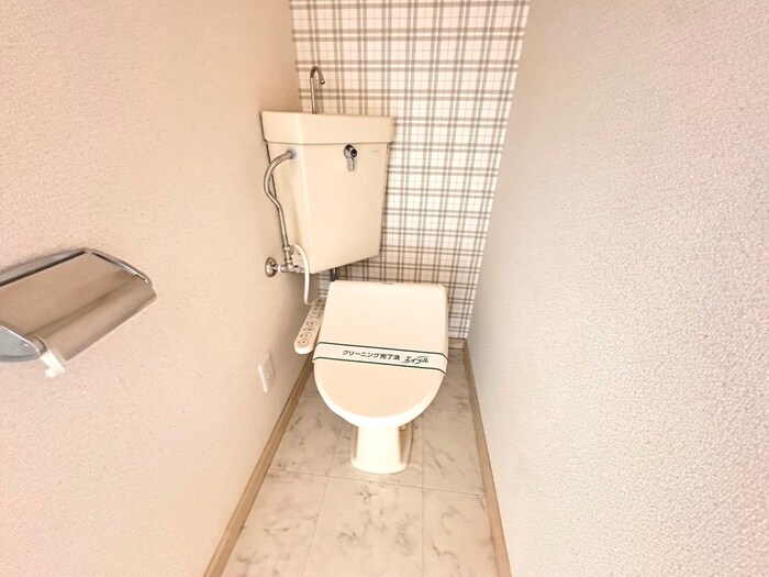 物件内観写真16　(トイレ)