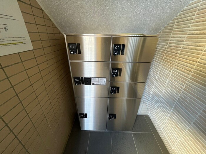 物件外観写真4　(建物設備)