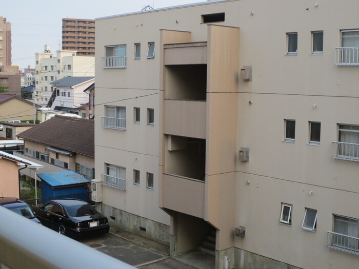 物件内観写真15　(室内からの展望)