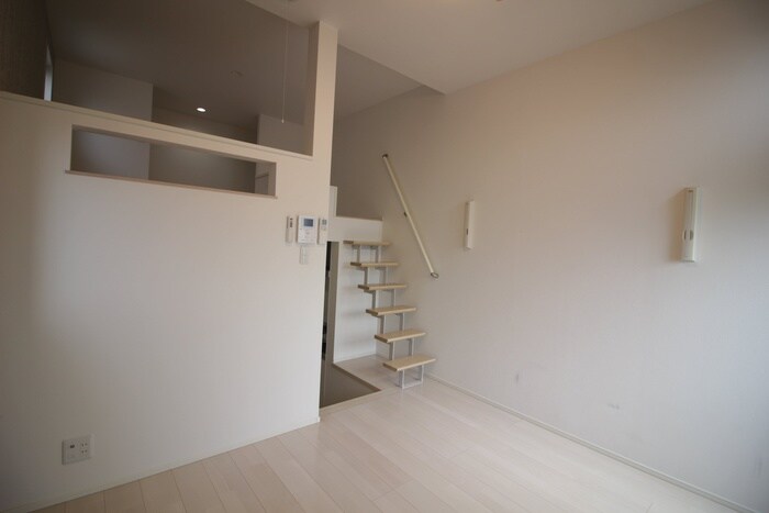 物件内観写真4　(居室)