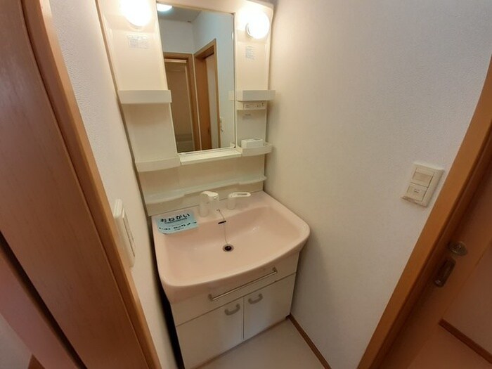 物件内観写真12　(洗面)