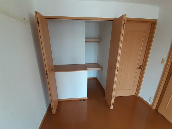 物件内観写真14　(収納)