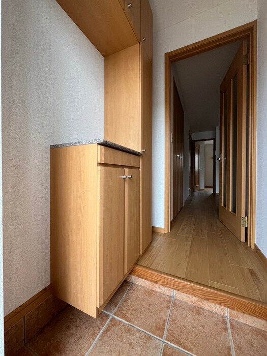 物件内観写真15　(廊下)