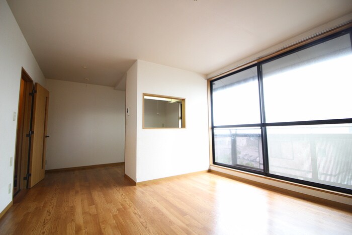 物件内観写真10　(居室)