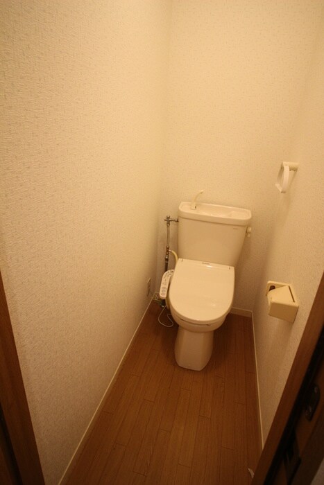 物件内観写真13　(トイレ)