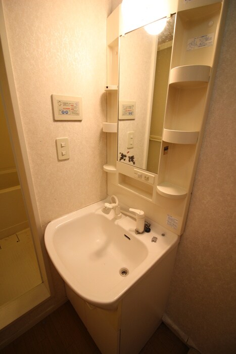 物件内観写真16　(洗面)