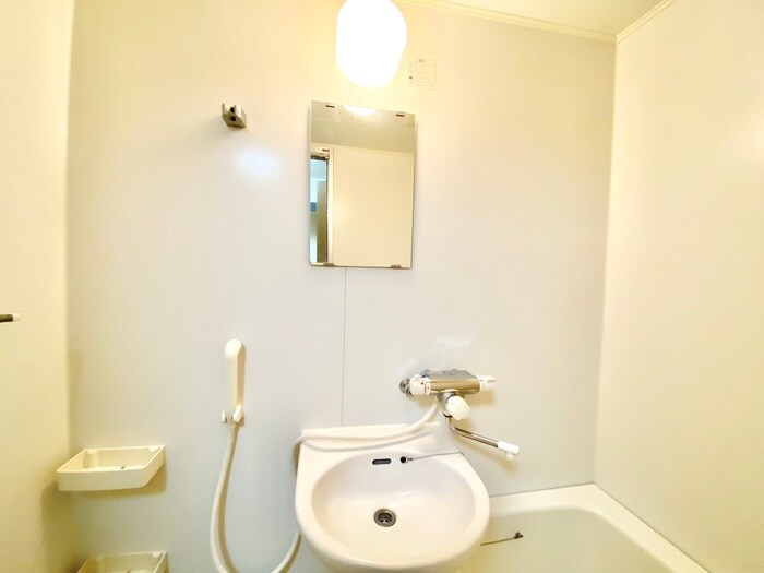 物件内観写真11　(洗面)