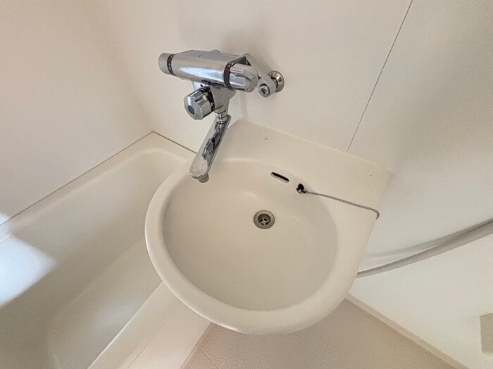 物件内観写真12　(洗面)