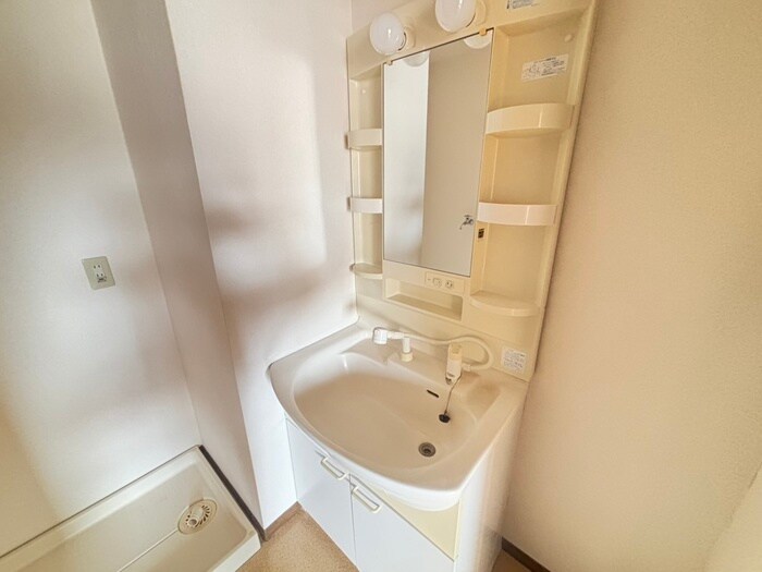 物件内観写真13　(洗面)