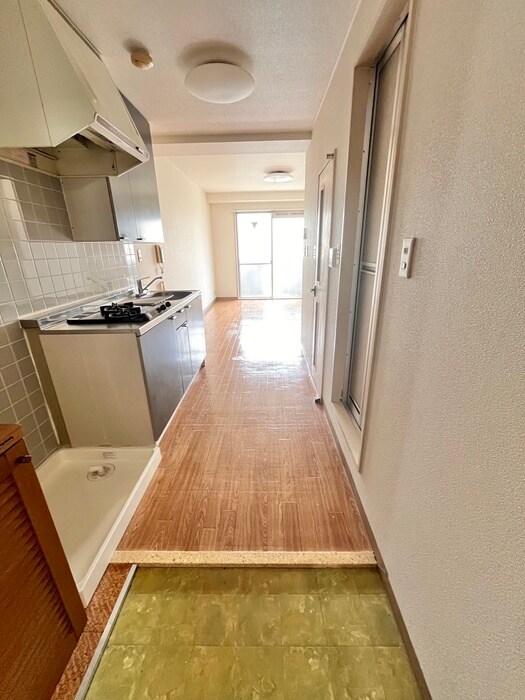 物件内観写真19　(廊下)