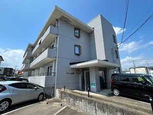 ドミール長町外観写真