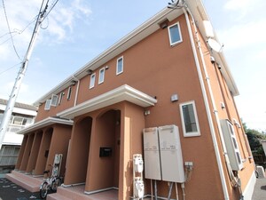 ファミーユ南材外観写真