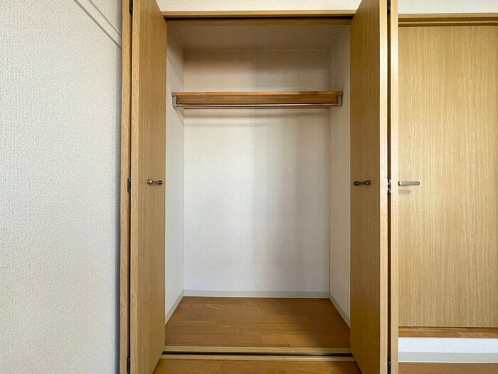 物件内観写真11　(収納)