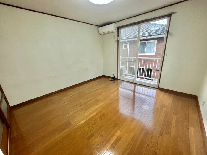 物件内観写真7　(玄関)