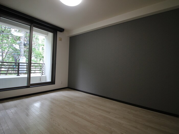 物件内観写真6　(居室)